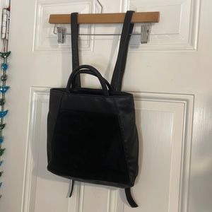 Vintage leather is spirit mini backpack